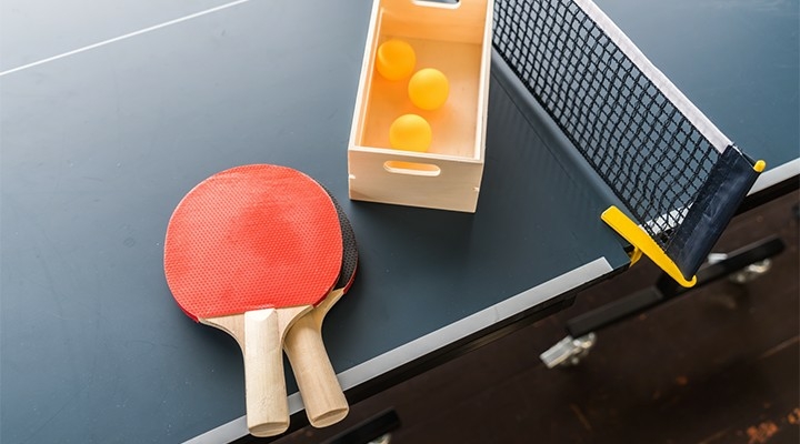 Hogyan válasszak pingpong asztalt és ütőt?