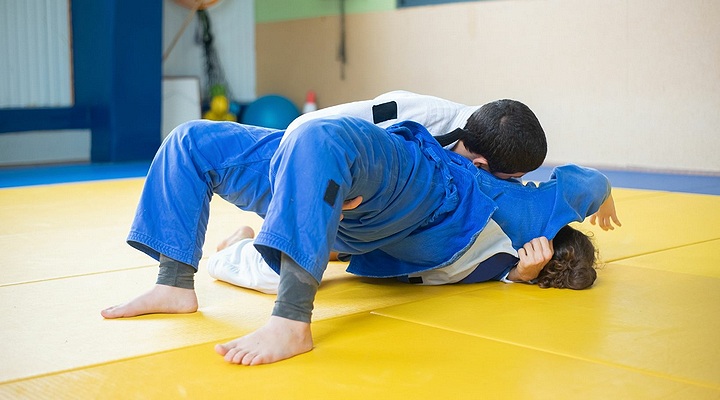 A tatami szőnyeg a legbiztonságosabb felülete a küzdősportoknak.